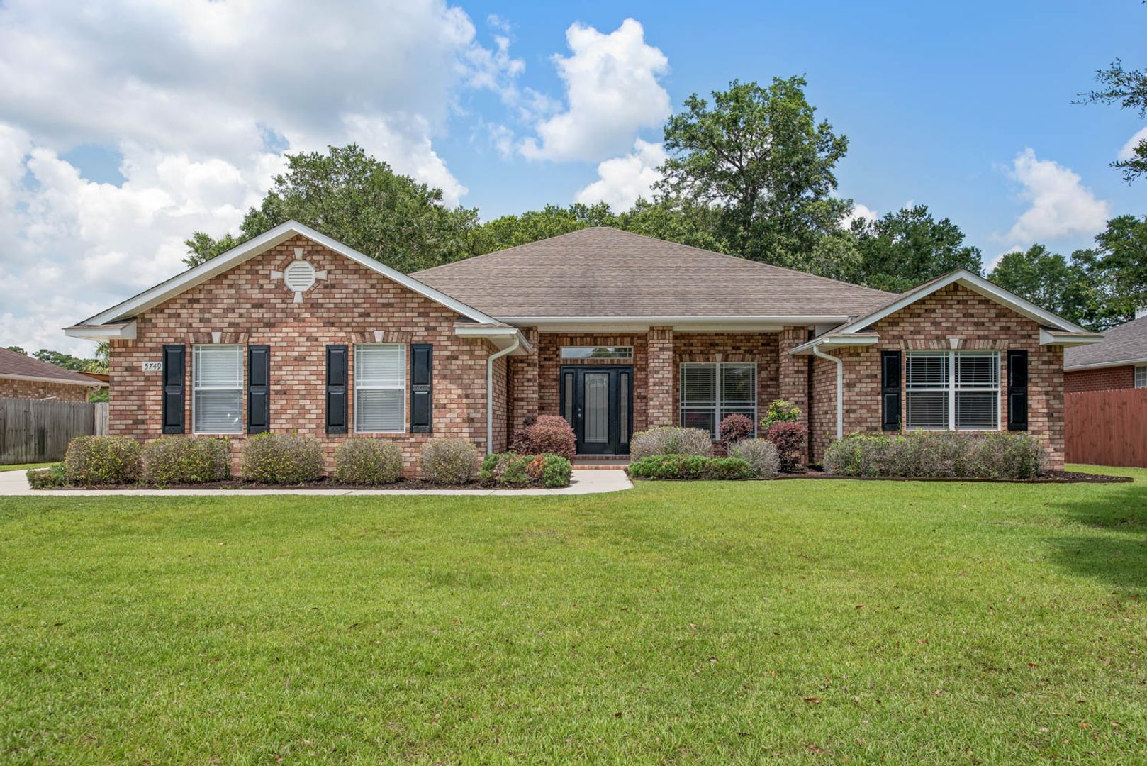 Stunning 4-Bedroom Home with Scenic Lake Views