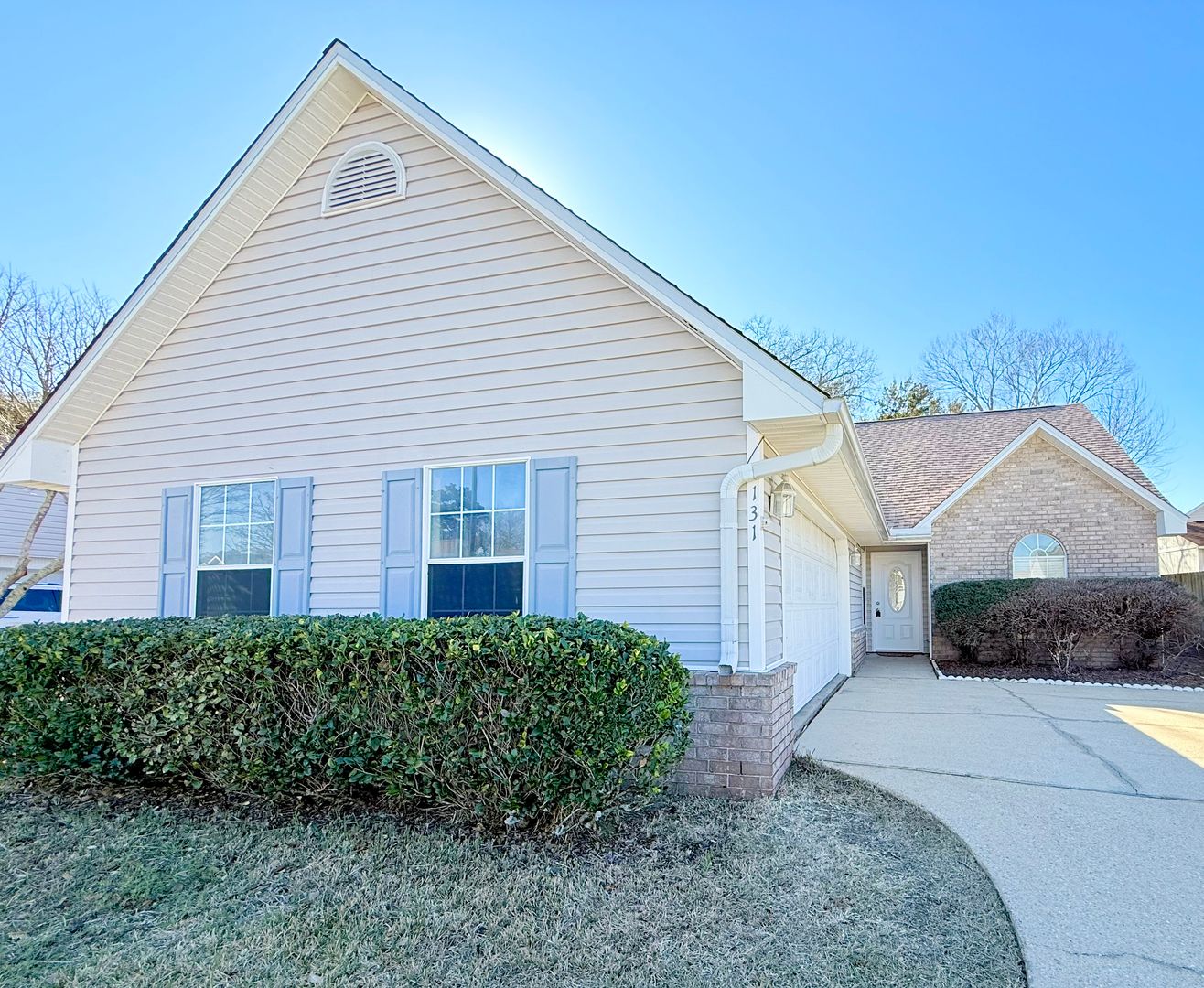 Pensacola House: 131 Mirabelle Cir