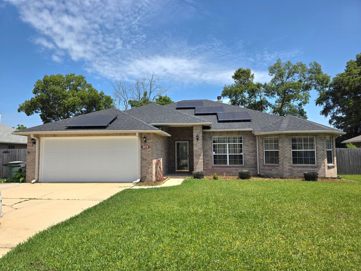 Pensacola House: 5172 Zachary Blvd
