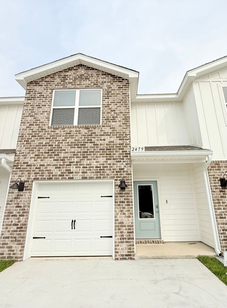 Gulf Breeze House: 2479 Cliff Hollow Cir