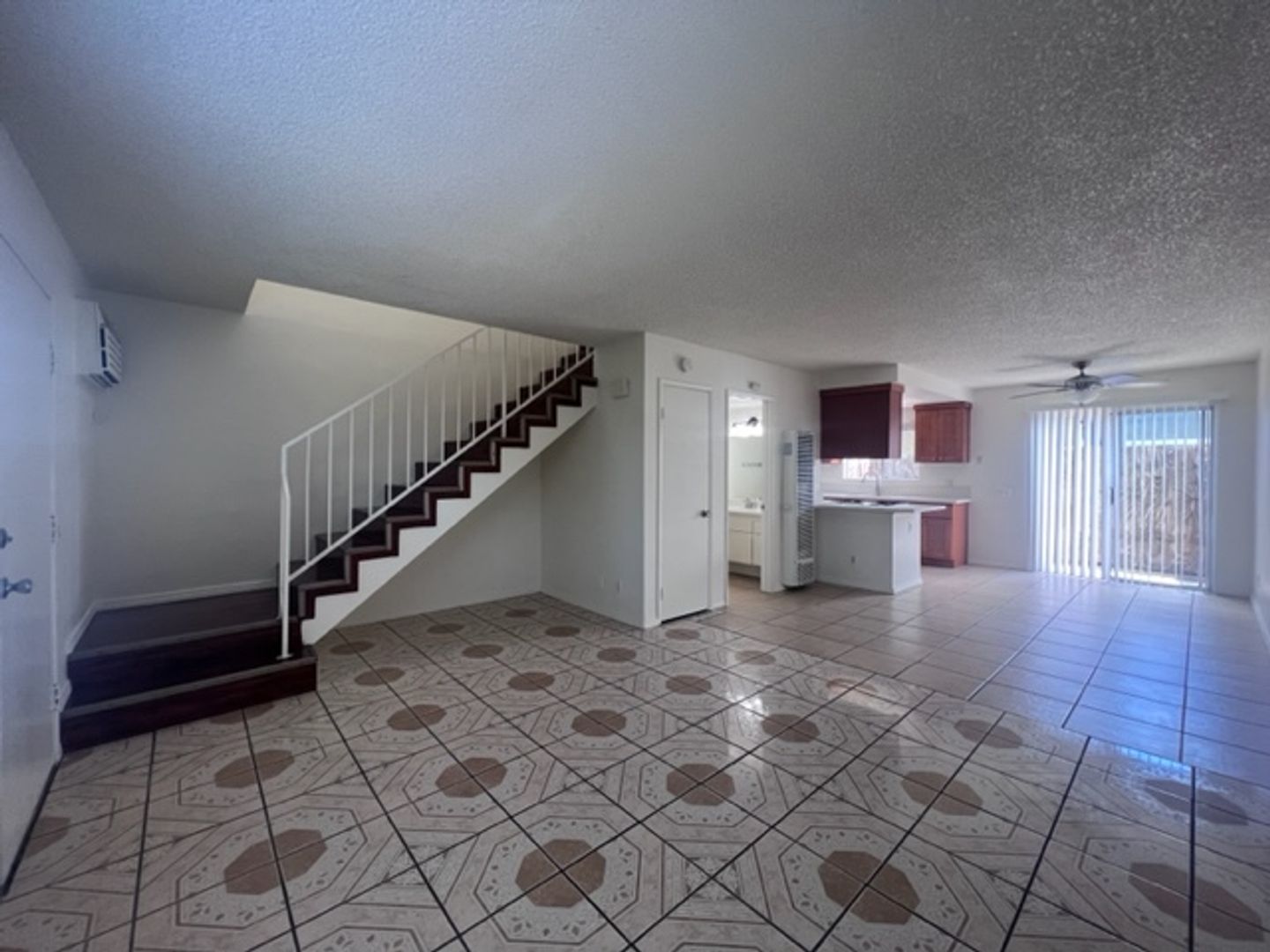 Huntington Beach Apartment: 7771 Sycamore Dr