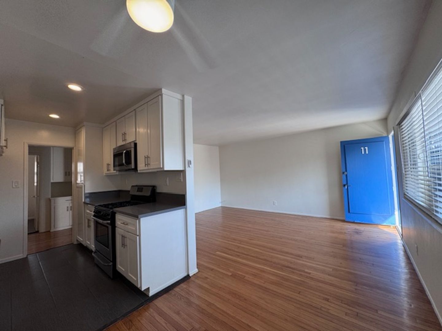 Long Beach Apartment: 1309 E Appleton