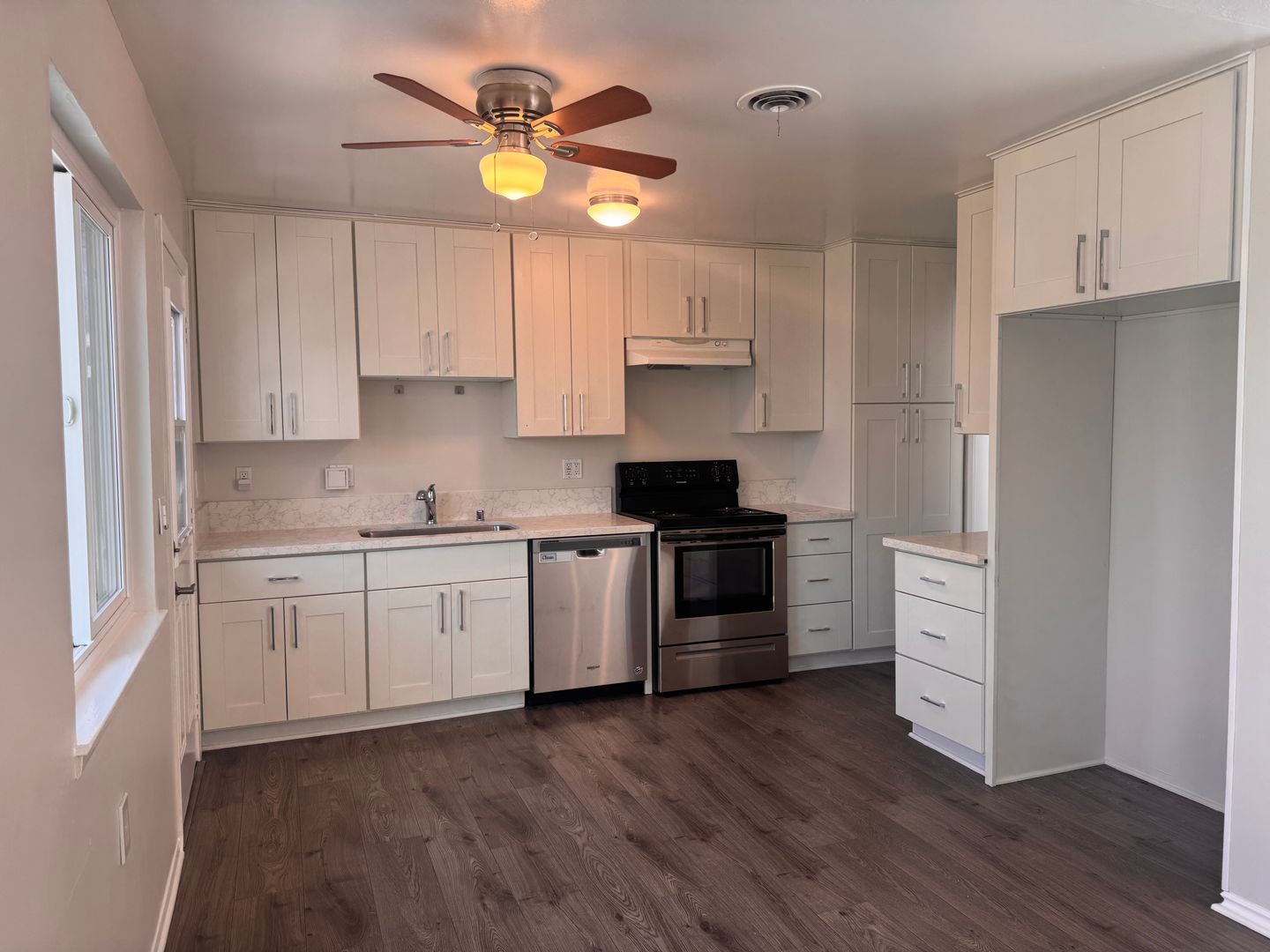 Huntington Beach House: 20021 Shorewood Cir