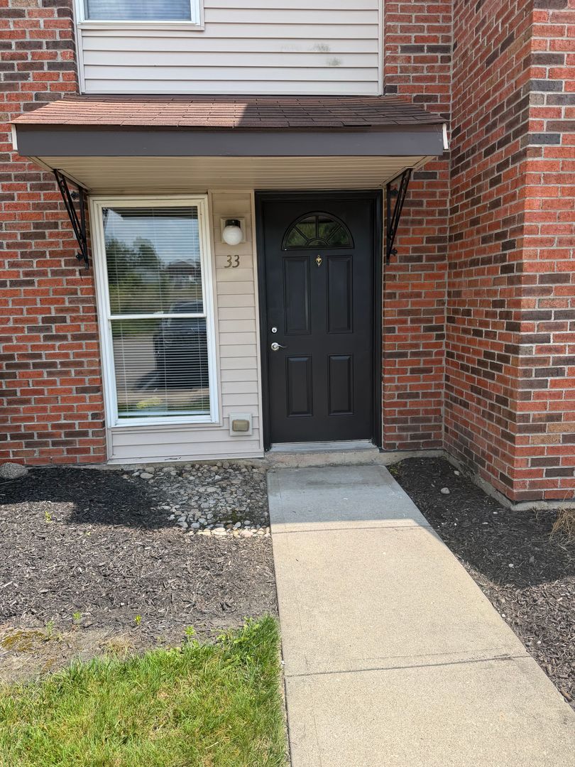 Lebanon Apartment: 800 Franklin Rd.
