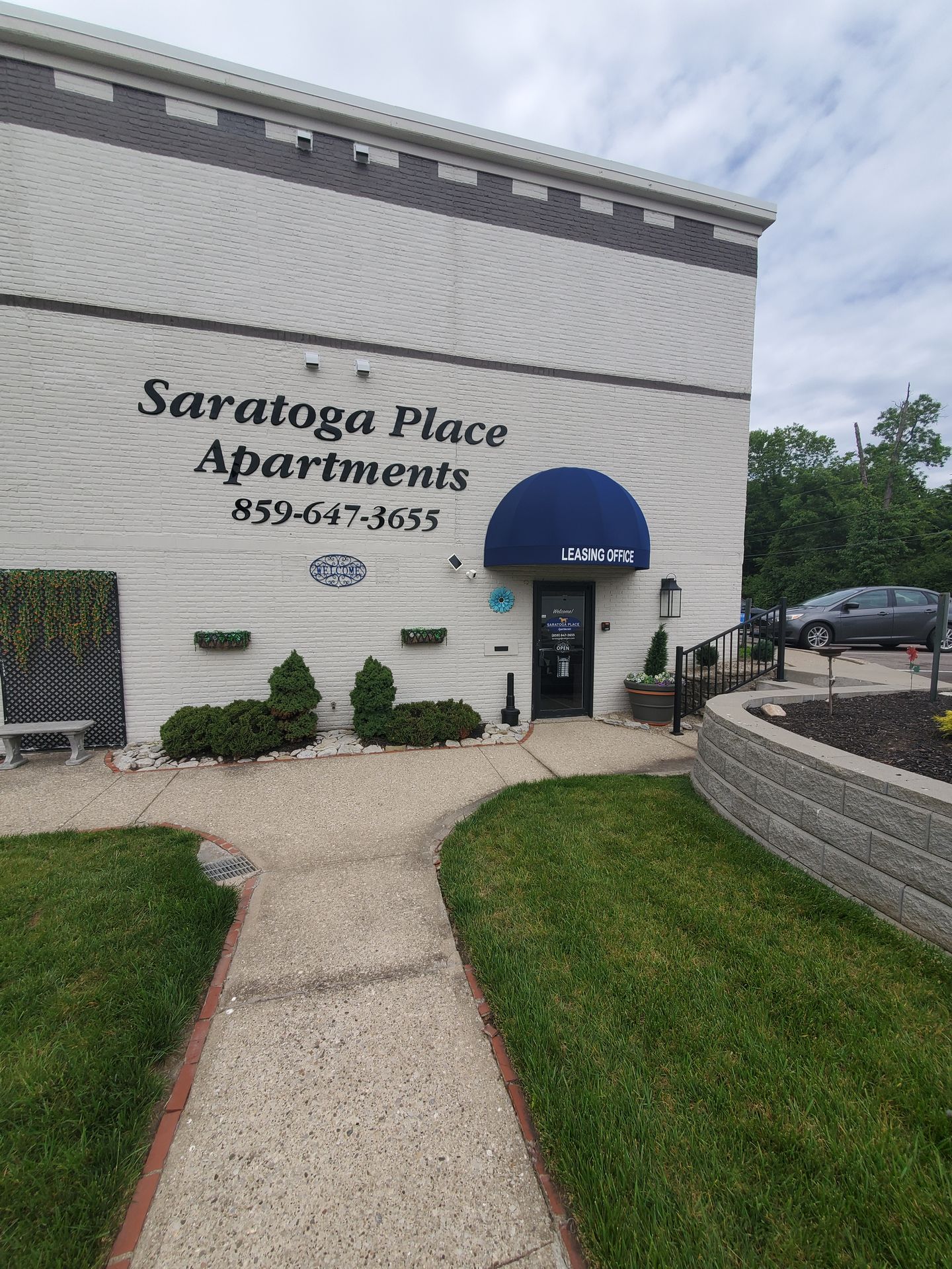 Erlanger Apartment: 3401 Queensway Drive