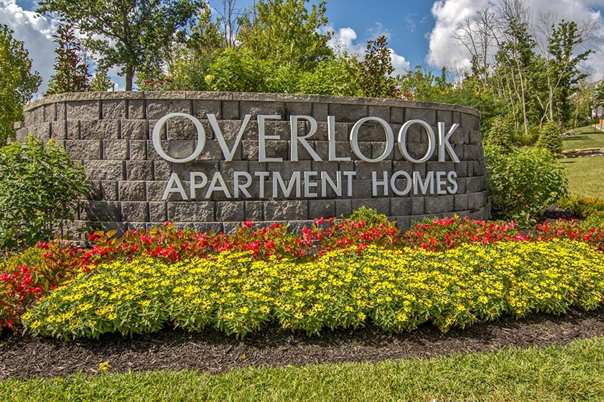Elsmere Apartment: 3000 Stoneybrook Lane