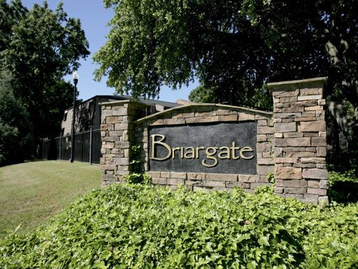 2 Bedroom 1 Bedroom 1st Floor W/D Connections – photo 1