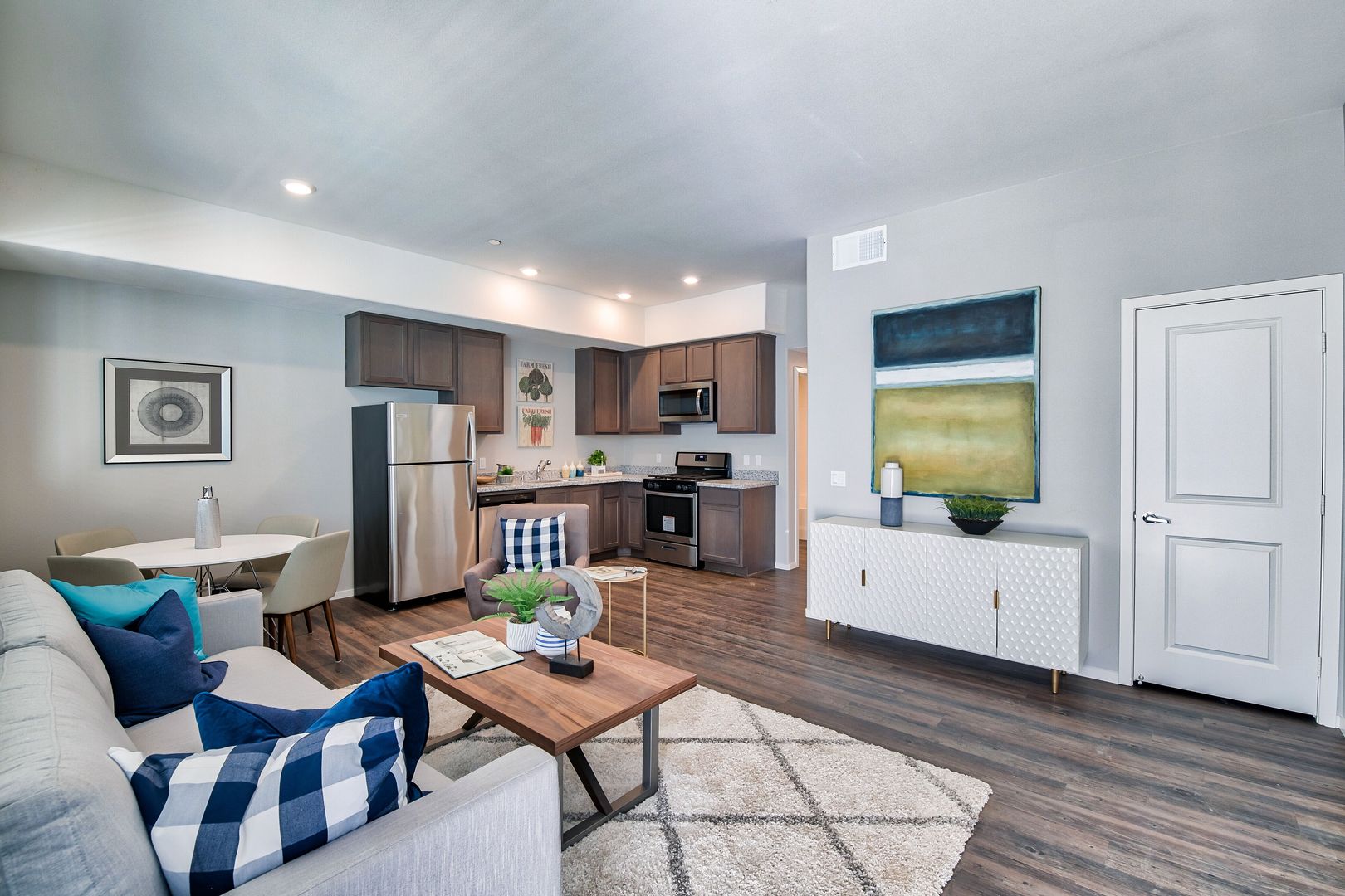 National City Apartment: 142 E 31st Street