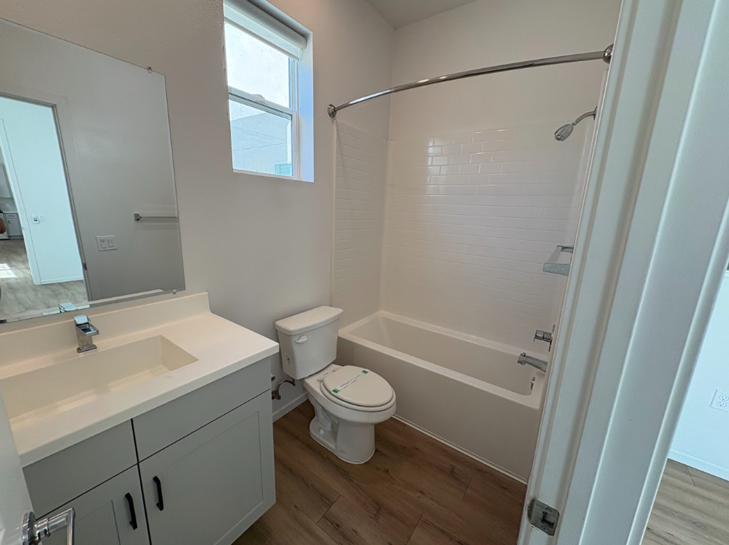 Division &amp; Highland Rowhomes 8 of 9