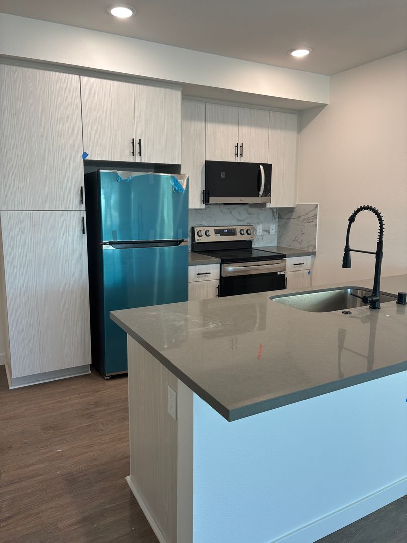 National City Apartment: 2114 E 7th Street