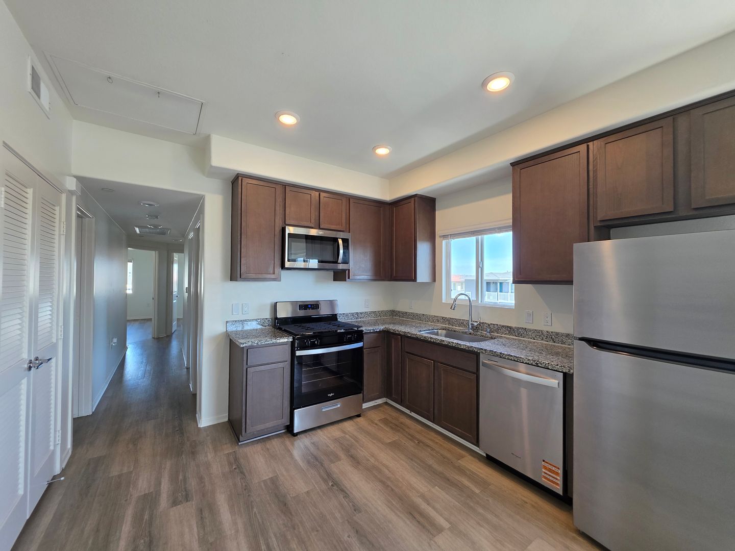 National City Apartment: 142 E 31st Street