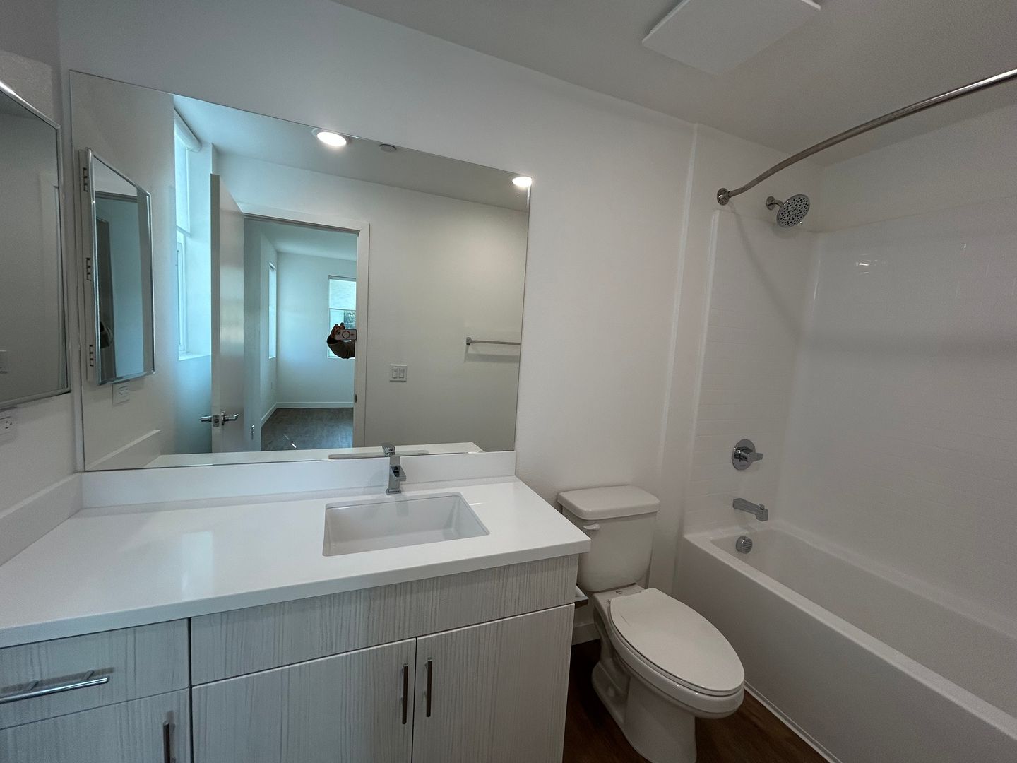 National City Apartment: 2114 E 7th Street