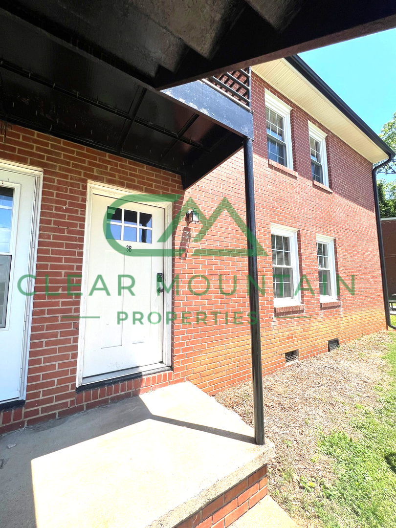 Greenville Apartment: 412 Hagood St