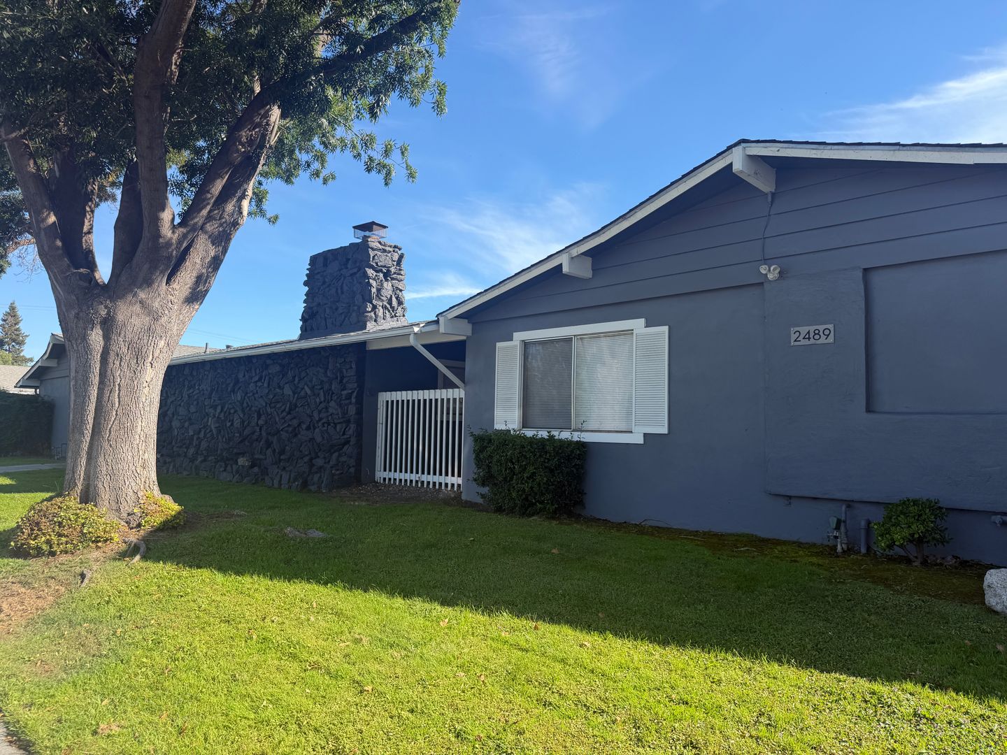 Mountain View Apartment: 2483, 2485, 2489, 2491 Whitney Drive