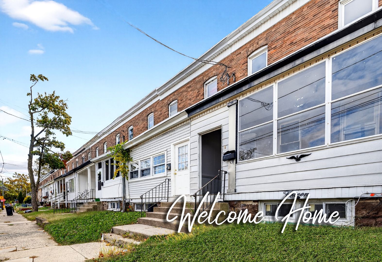 Hamilton House: 15 Adella Ave