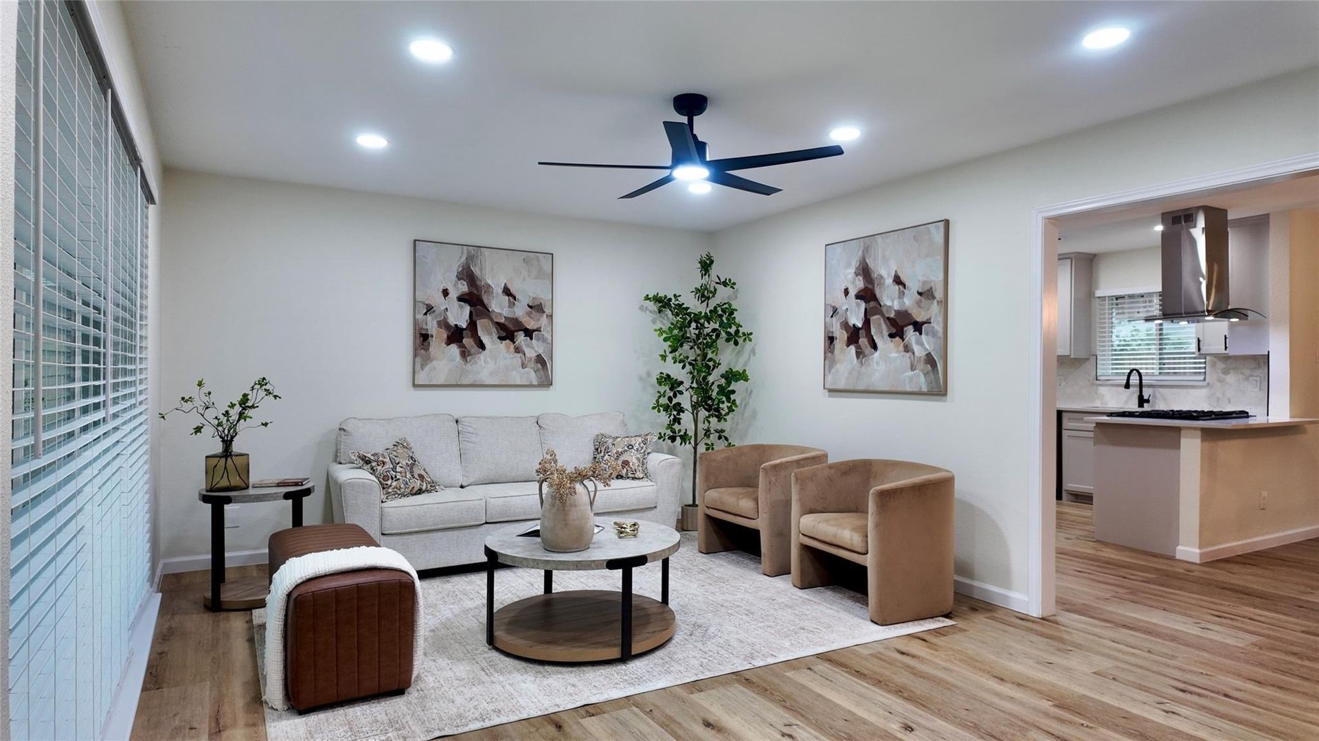 Dallas House: 11343 Lippitt