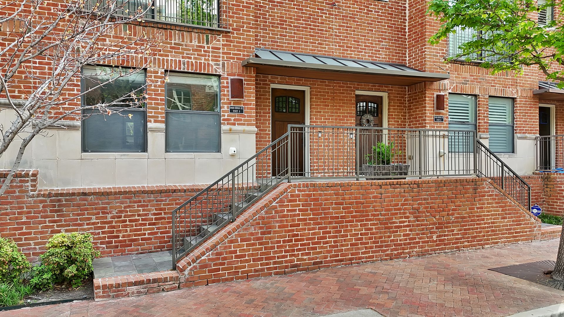 Dallas Townhome: 2420 Hugo Street