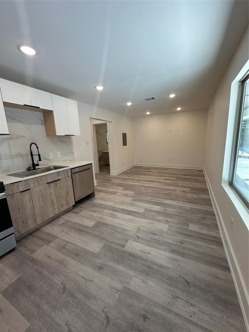 Dallas Apartment: 4317 Gaston Ave