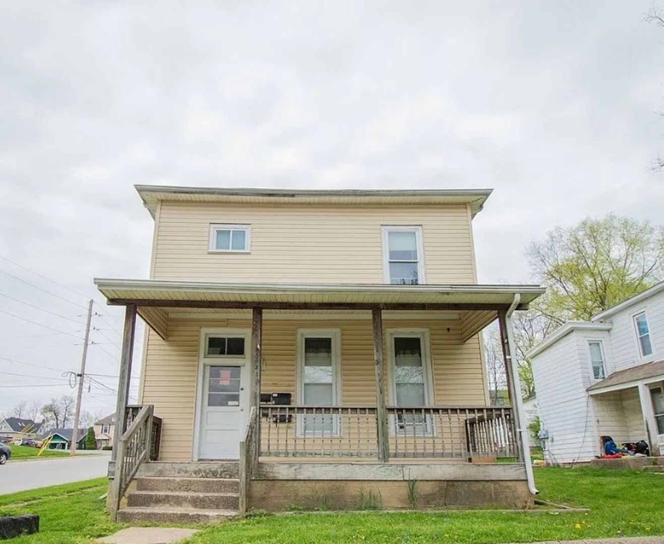 Lafayette Apartment: 1402 Alabama Street