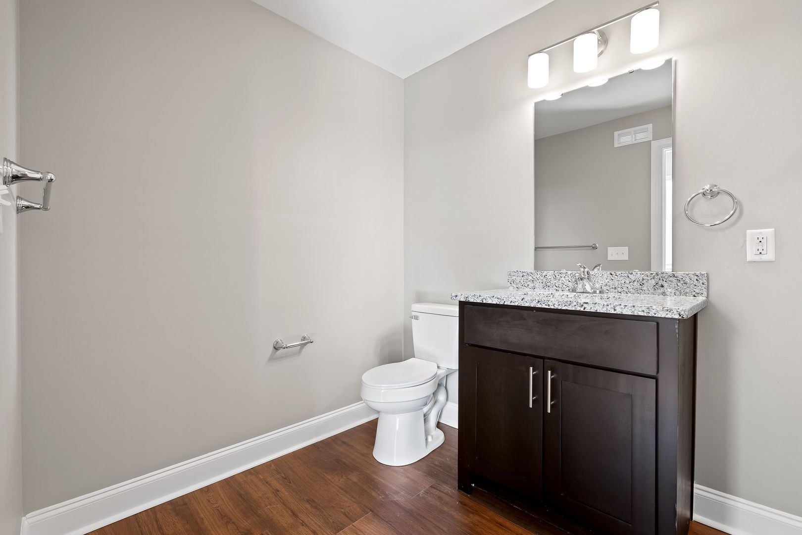 Chattanooga Apartment: 621 E Martin Luther King Blvd. #106