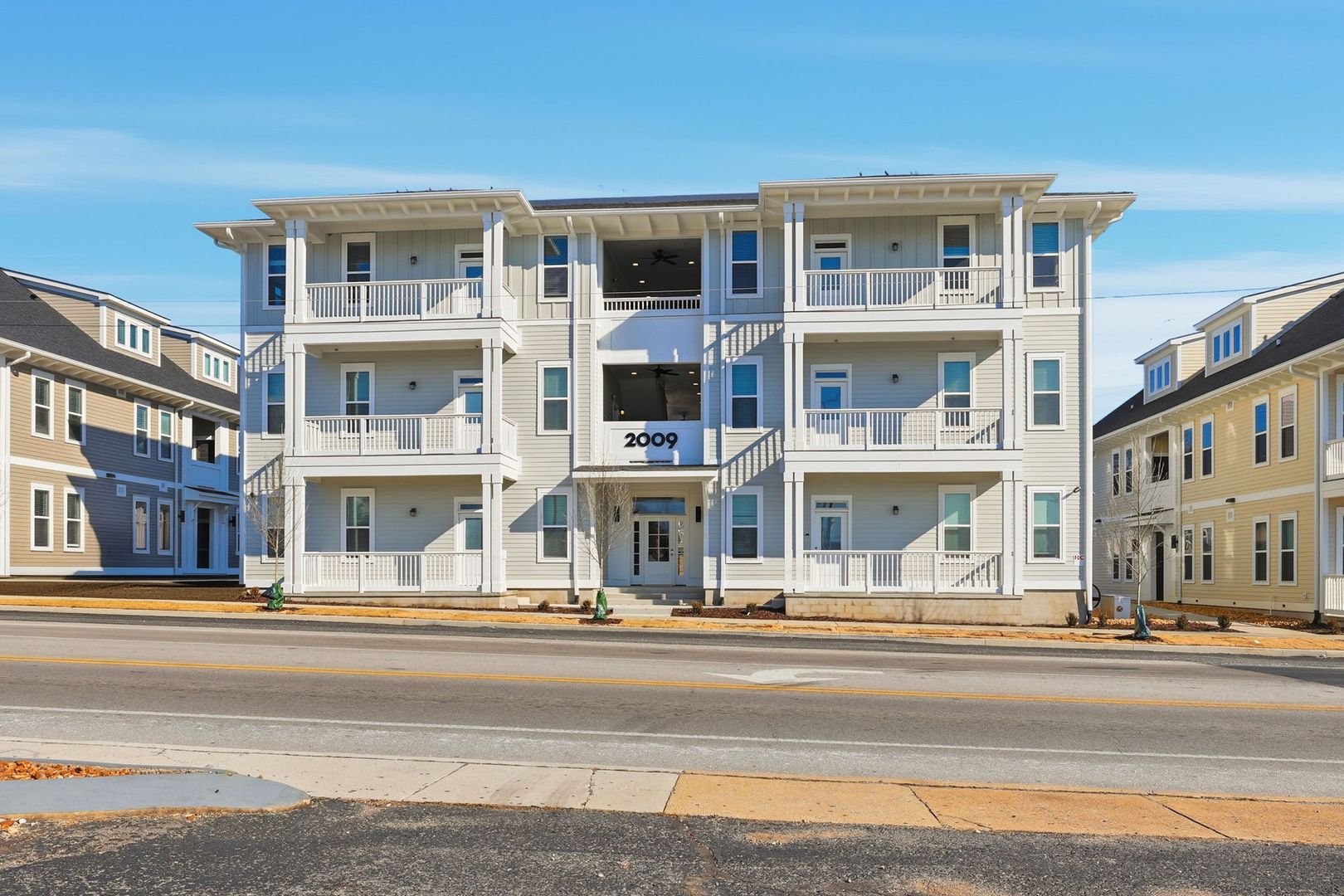 Chattanooga Apartment: 2003 Bailey Ave
