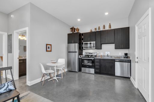 Energy Efficient 1 Bedroom – photo 1