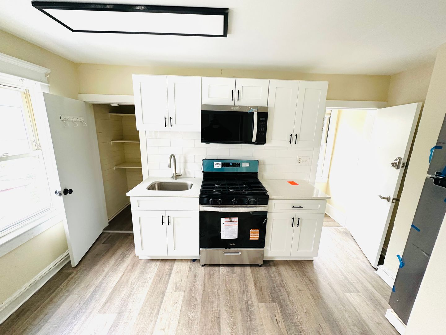 Bristol Apartment: 234 Franklin St