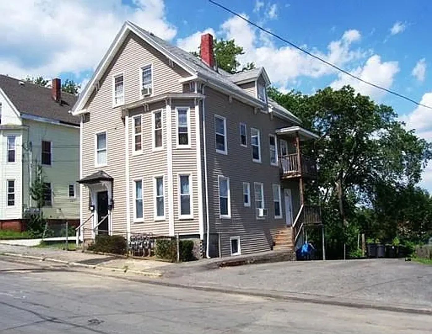 Haverhill Apartment: 45 Bellevue Ave