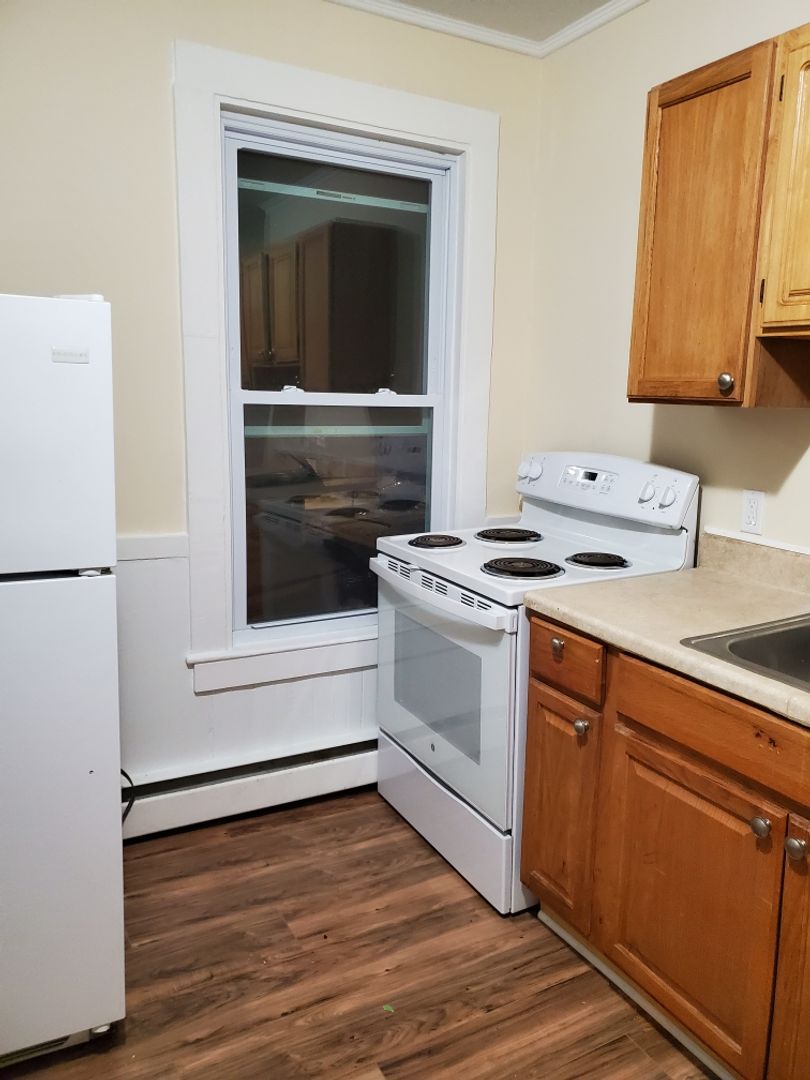 Haverhill Apartment: 45 Bellevue Ave