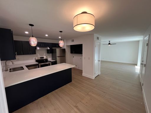 Long Term - 2 Bed 2 Bath in Palm Desert! – photo 1