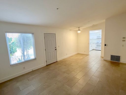 Long Term - 2 Bed 2 Bath in Cathedral City!