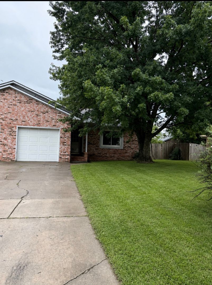 Wichita Apartment: 7411 E. 18th St.