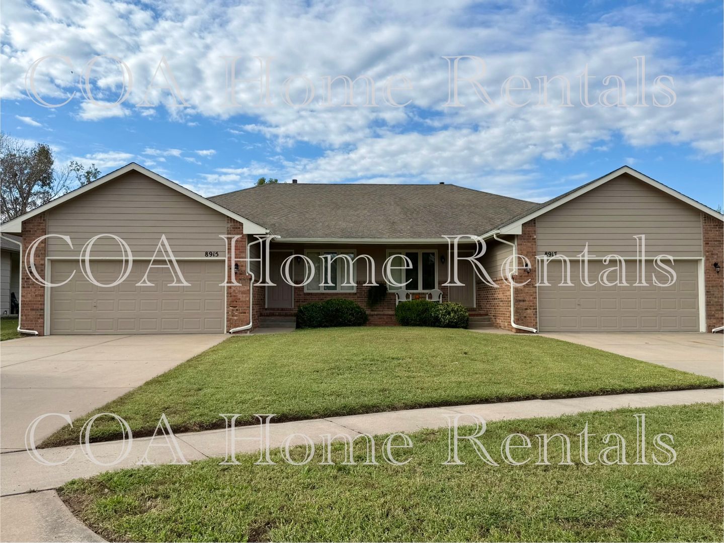 Wichita Apartment: 8917 W. Meadow Park