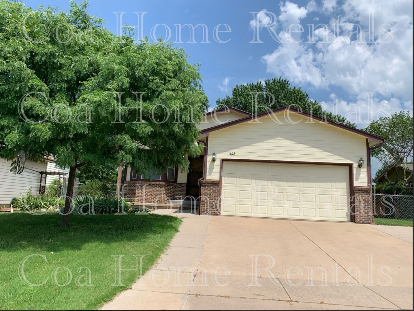 Wichita House: 1618 S. Brandon