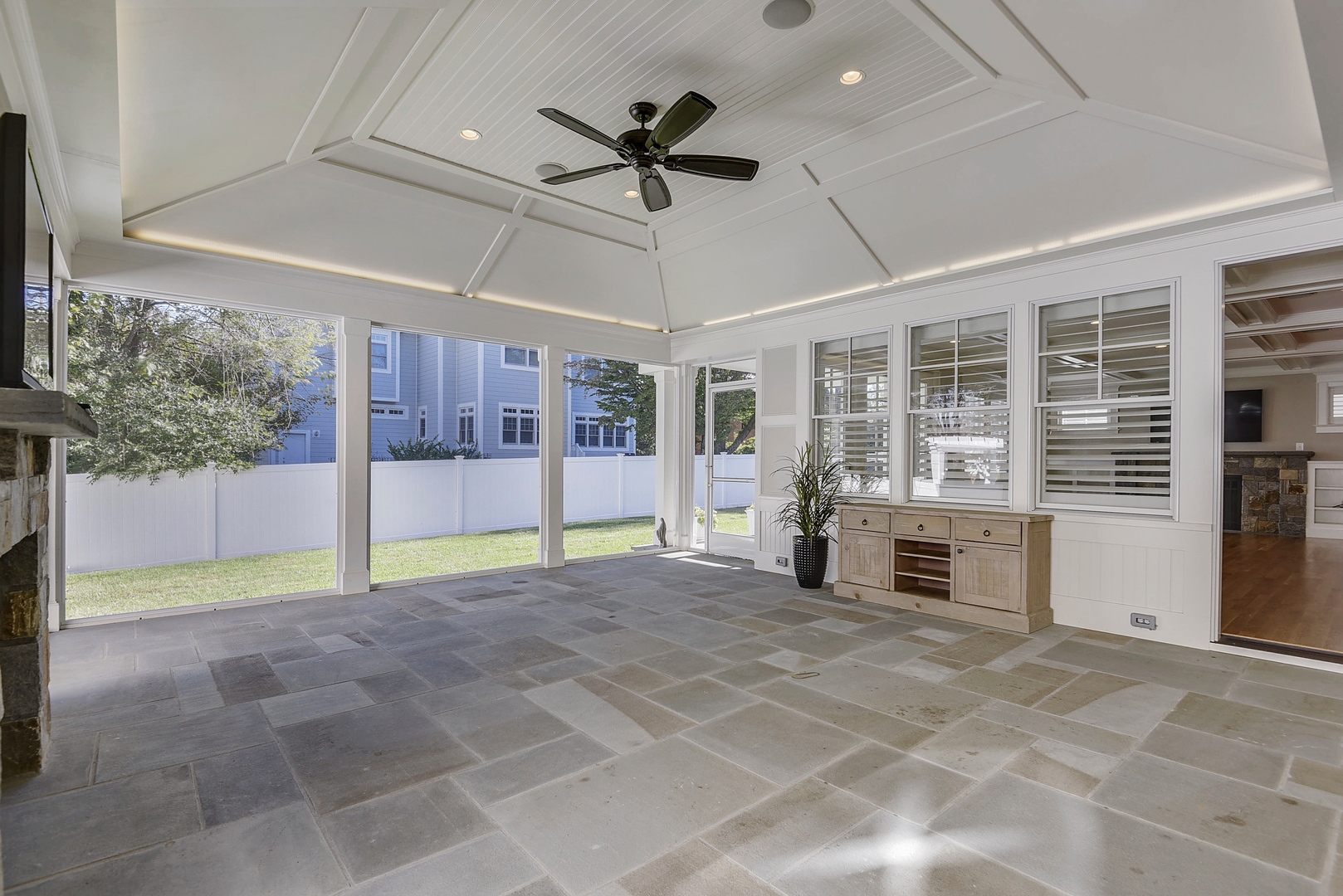 Bradmoor Dr. 19 of 49