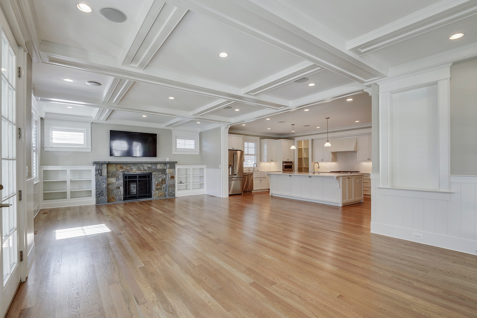 Bradmoor Dr. 7 of 12