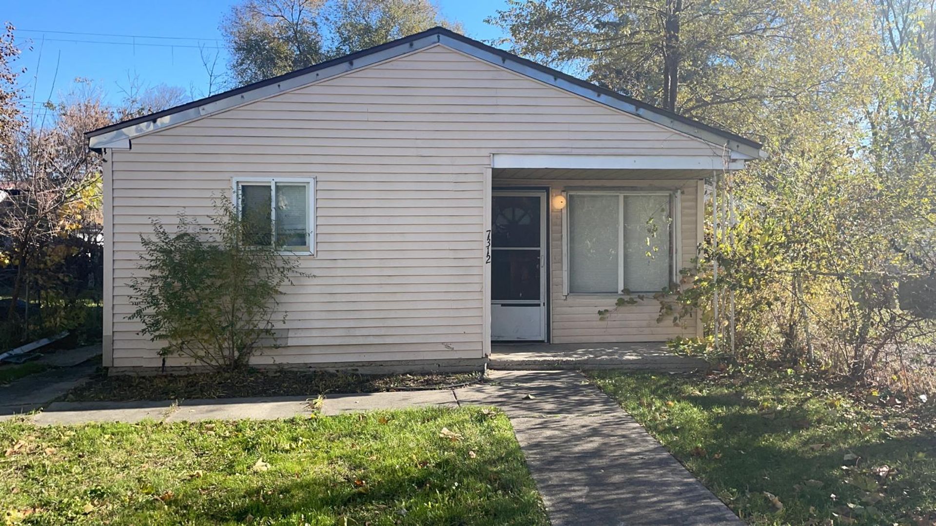 Detroit House: 7312 Mansfield