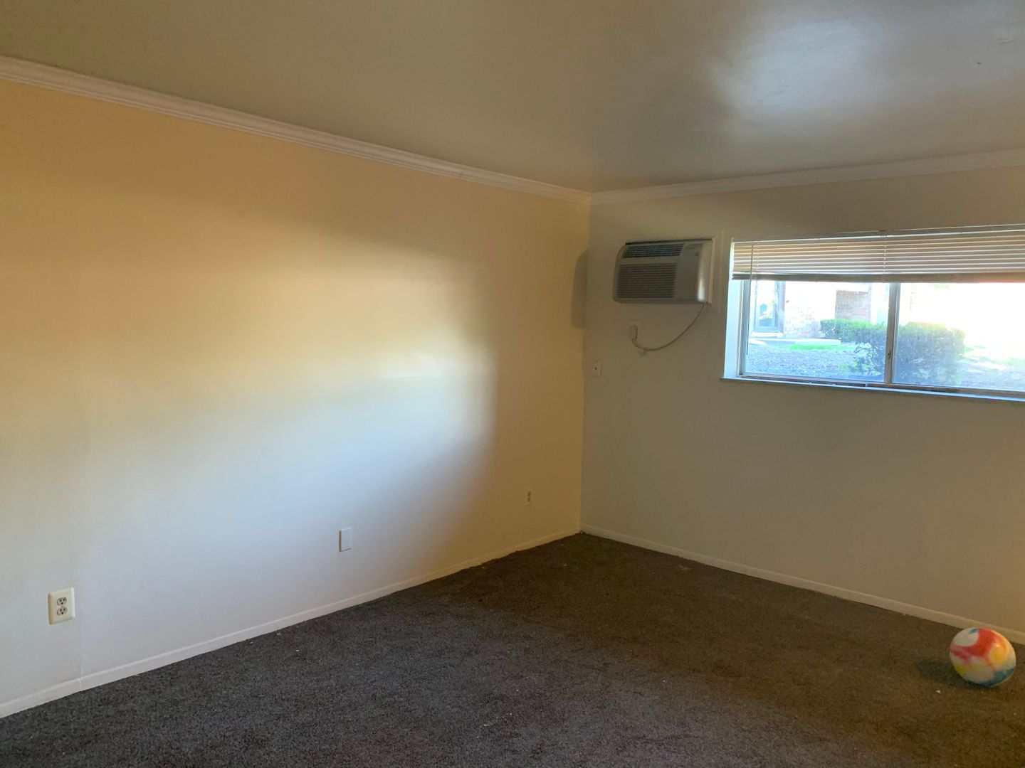 21641 Hillside 21641 Hillside 3D, Clinton Township, MI 48035