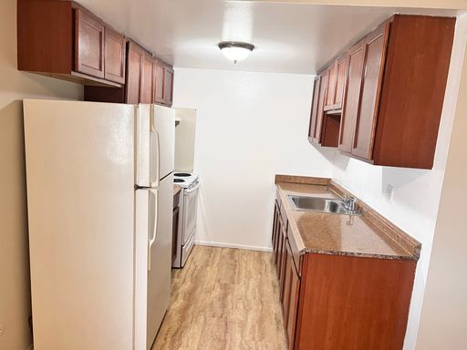 Beautifully Remodeled and Spacious - Heat and Water Included – photo 1