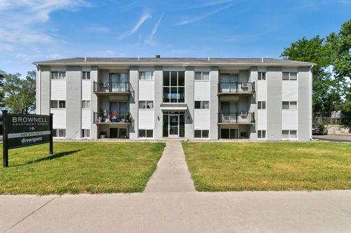 Luxury Living in the Heart of Downtown Utica - Heat Included !- Summer Special