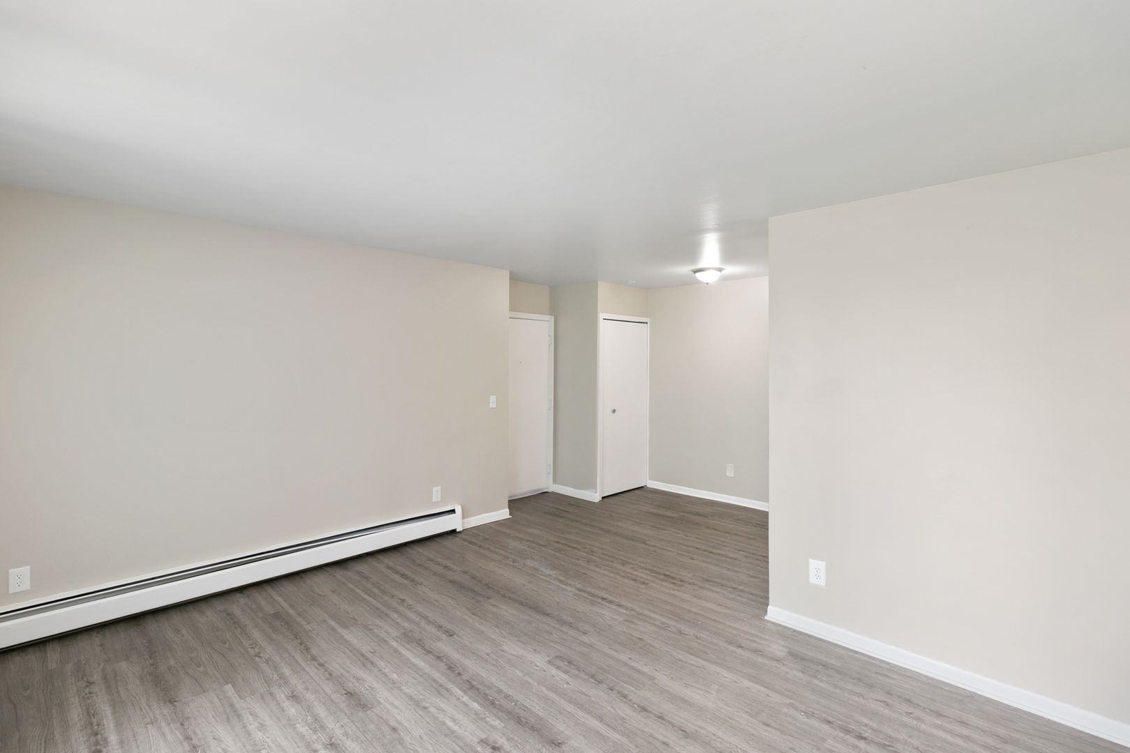 Lakeshore Apartments - Coast to Coast Management 12 of 12