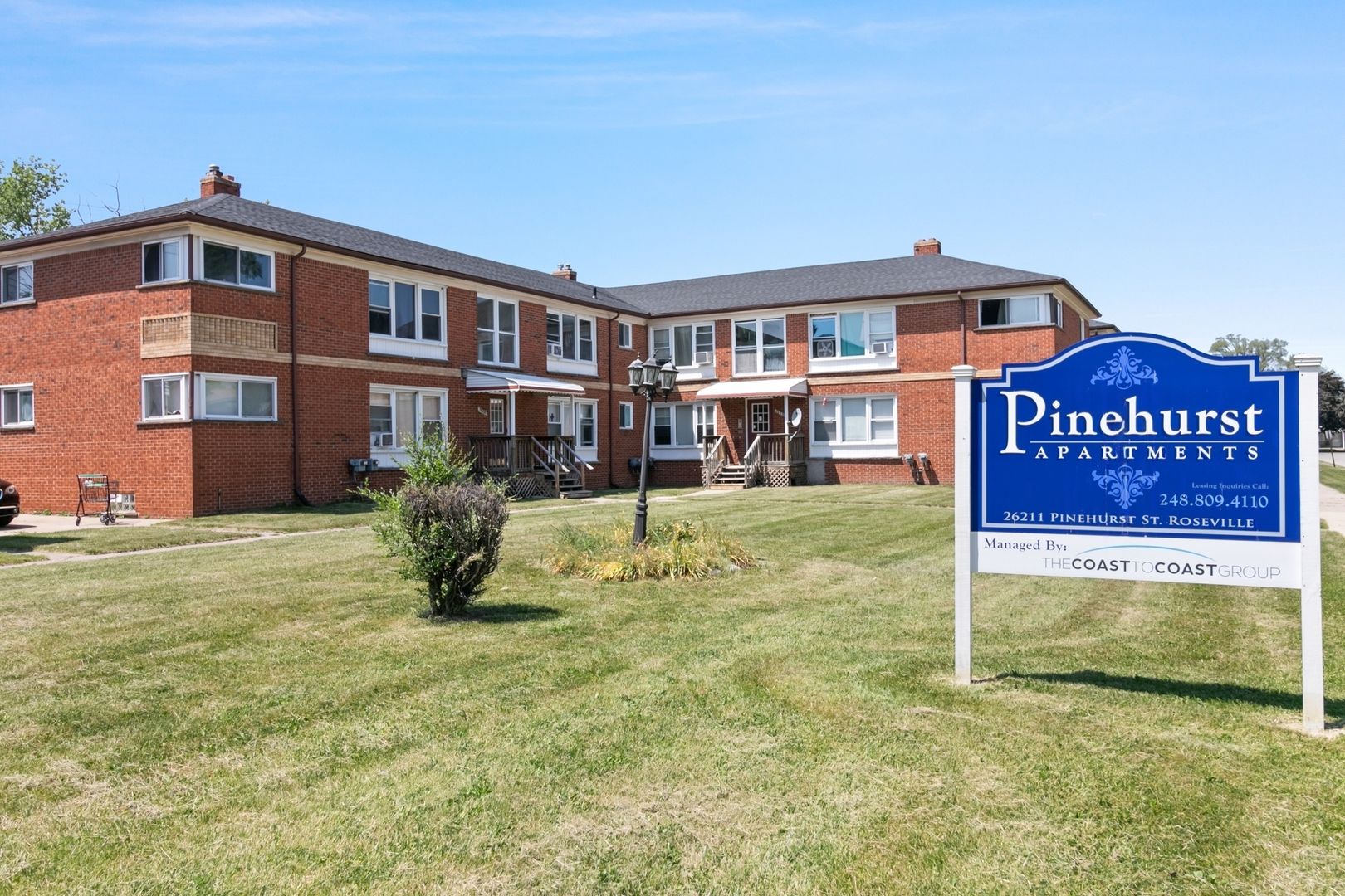 Roseville Apartment: 26221 Pinehurst