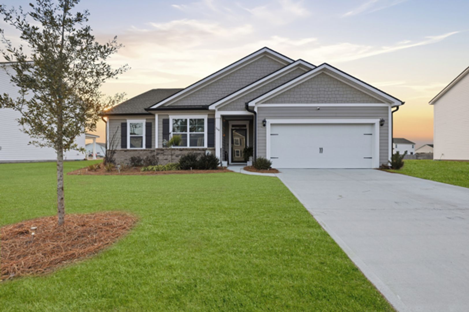 Richmond Hill House: 564 Foxtail Drive