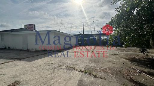 Commercial Space for Lease – Prime Savannah Location – photo 1