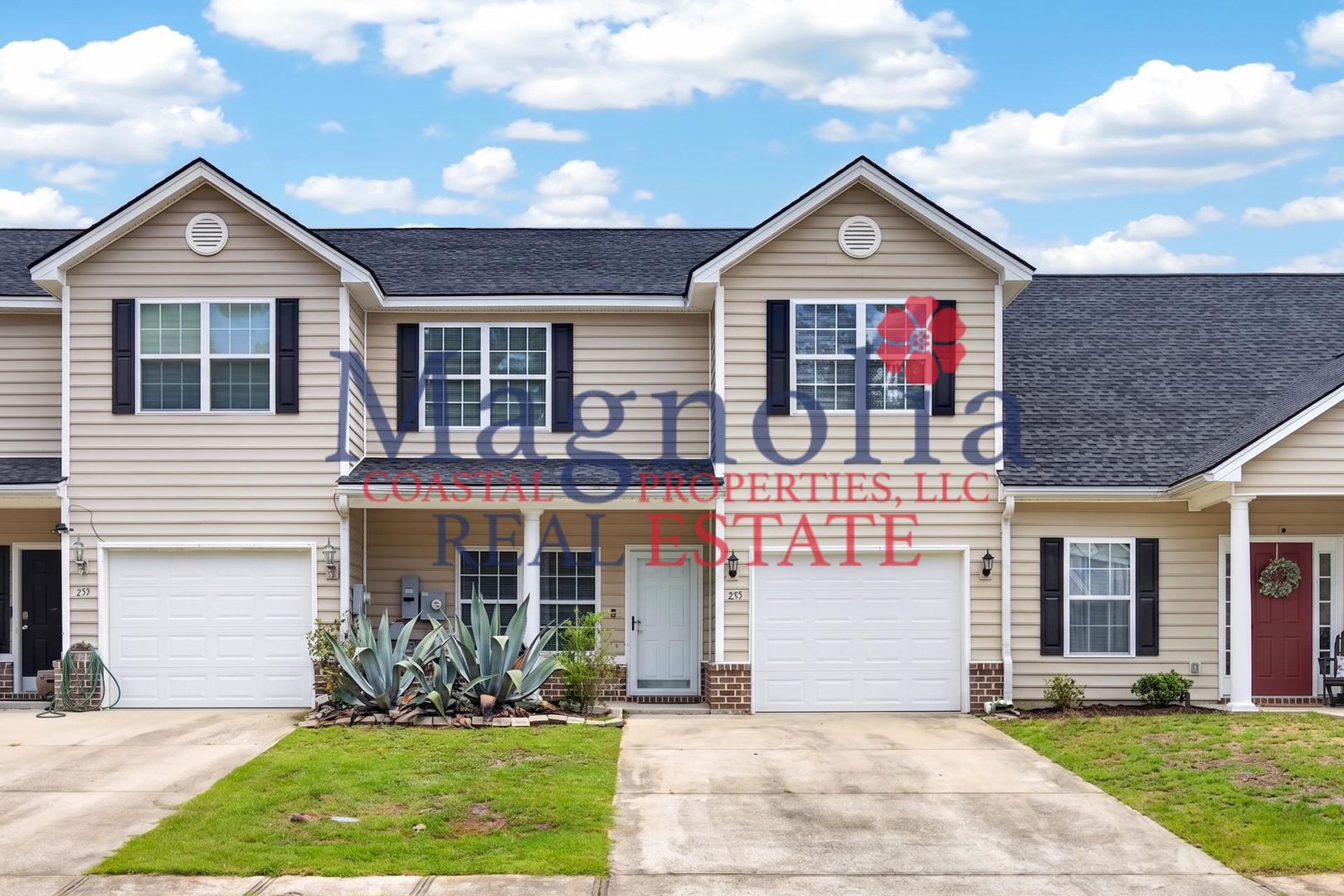 Richmond Hill House: 255 Cypress Pointe Dr