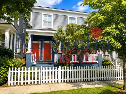 First floor 2 bedroom unit in the Heart of Downtown Savannah! – photo 1
