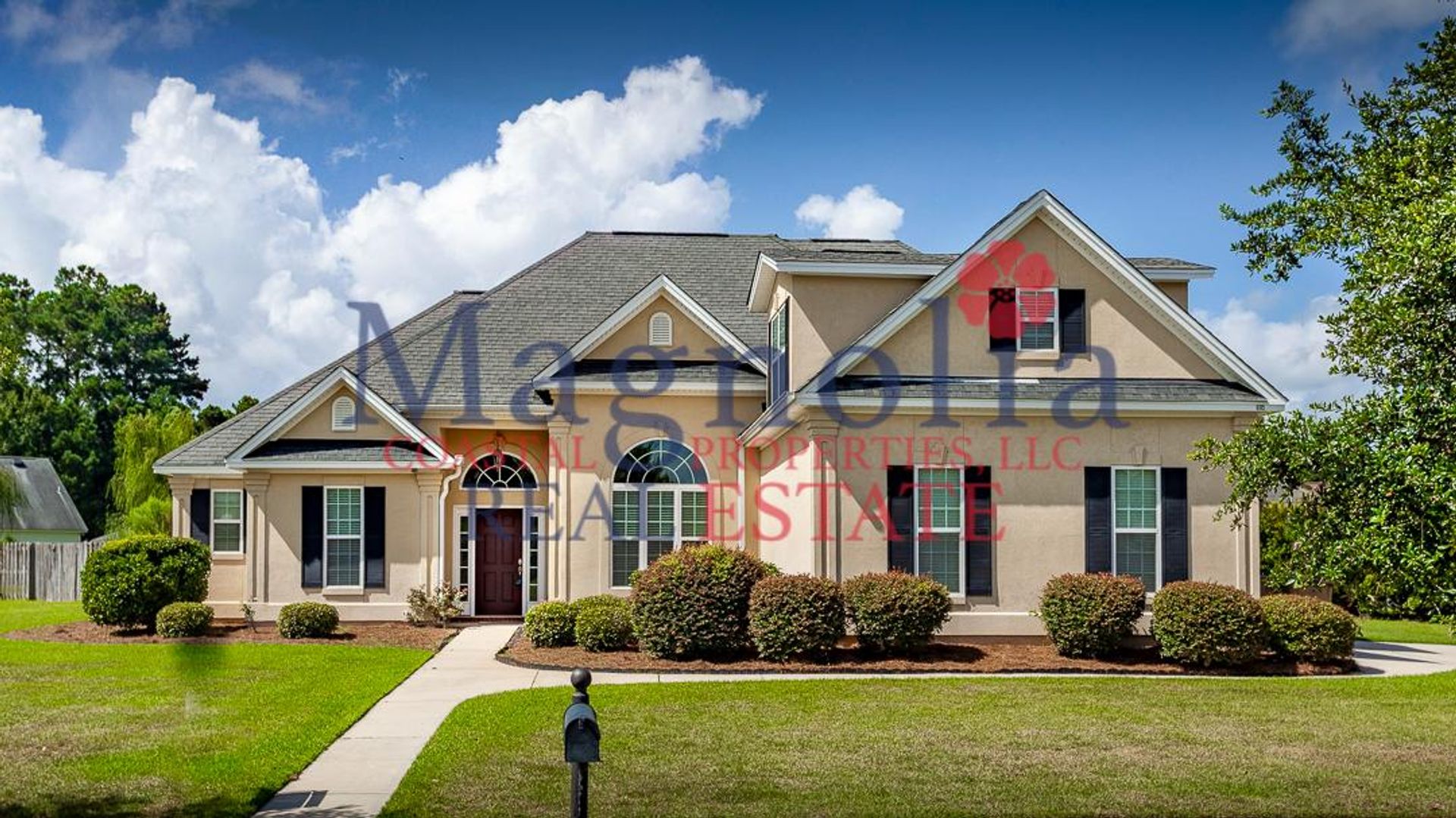 Richmond Hill House: 695 E. Bristol Way