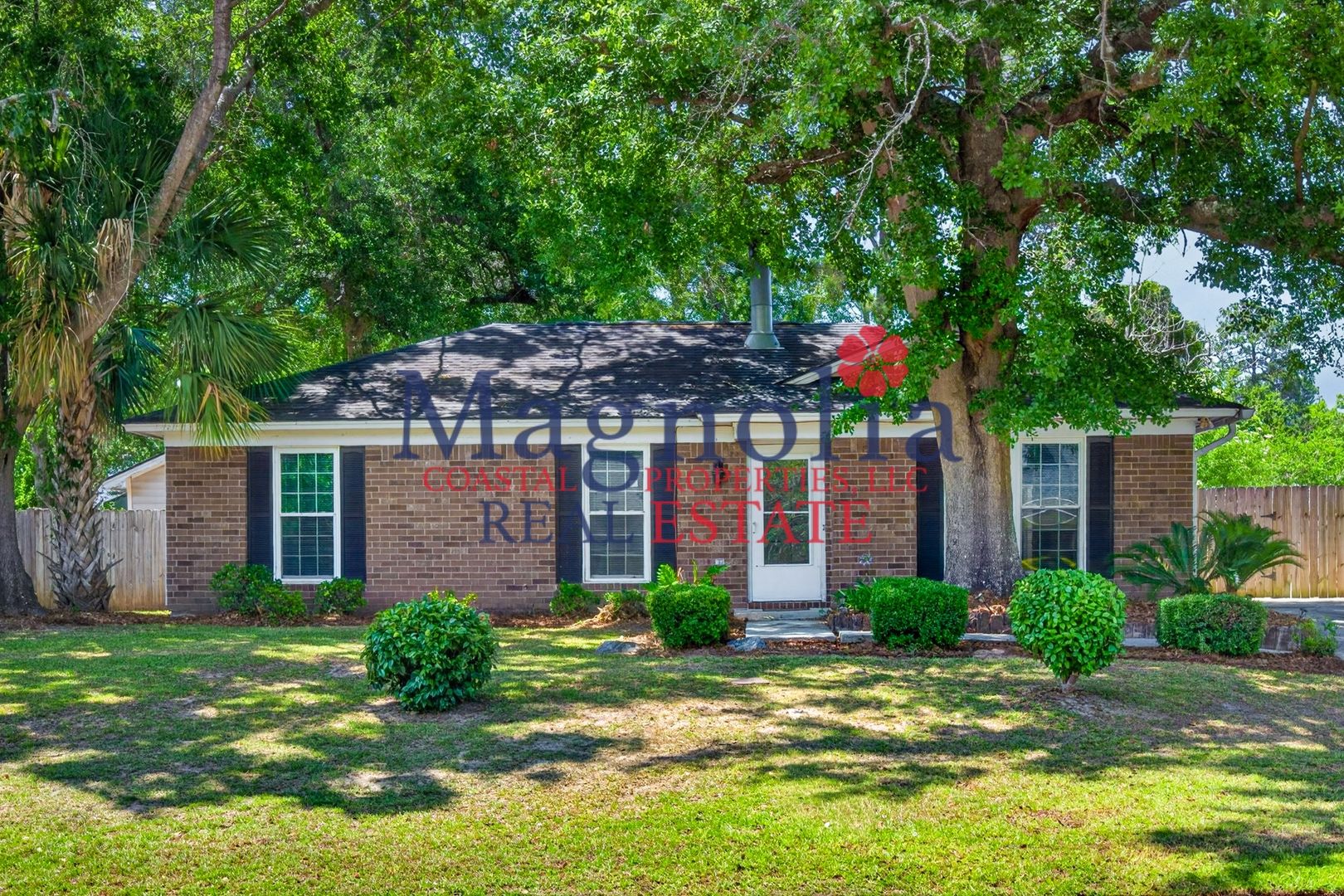 Richmond Hill House: 494 Osprey Dr