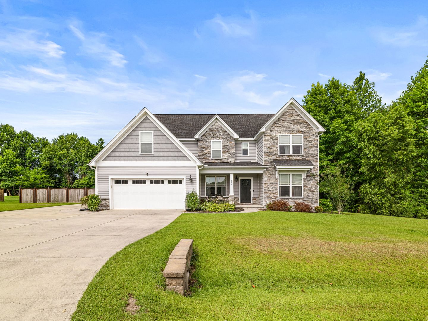 Jacksonville House: 110 Foggy River Way