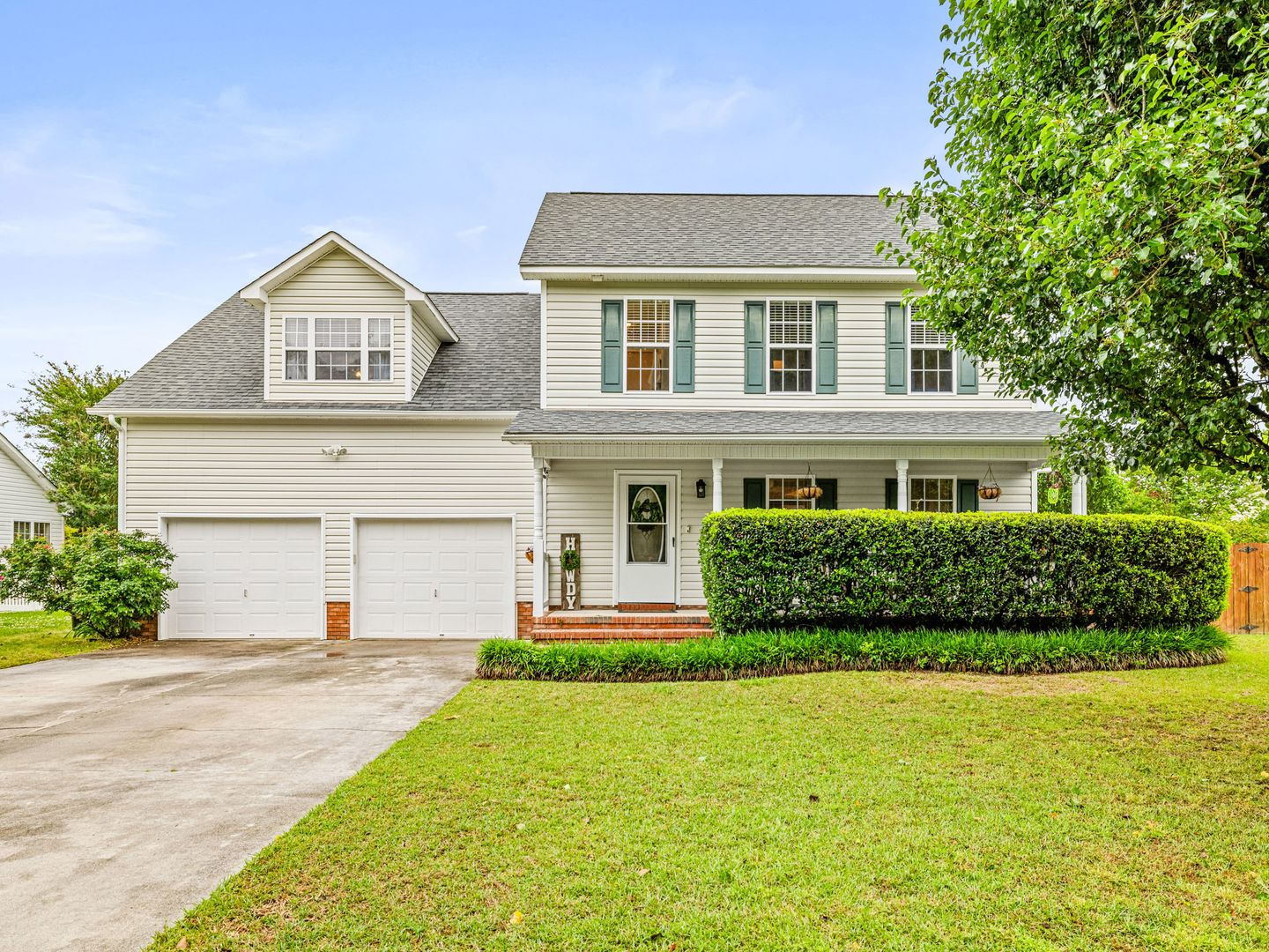 Jacksonville House: 221 Yearling Loop